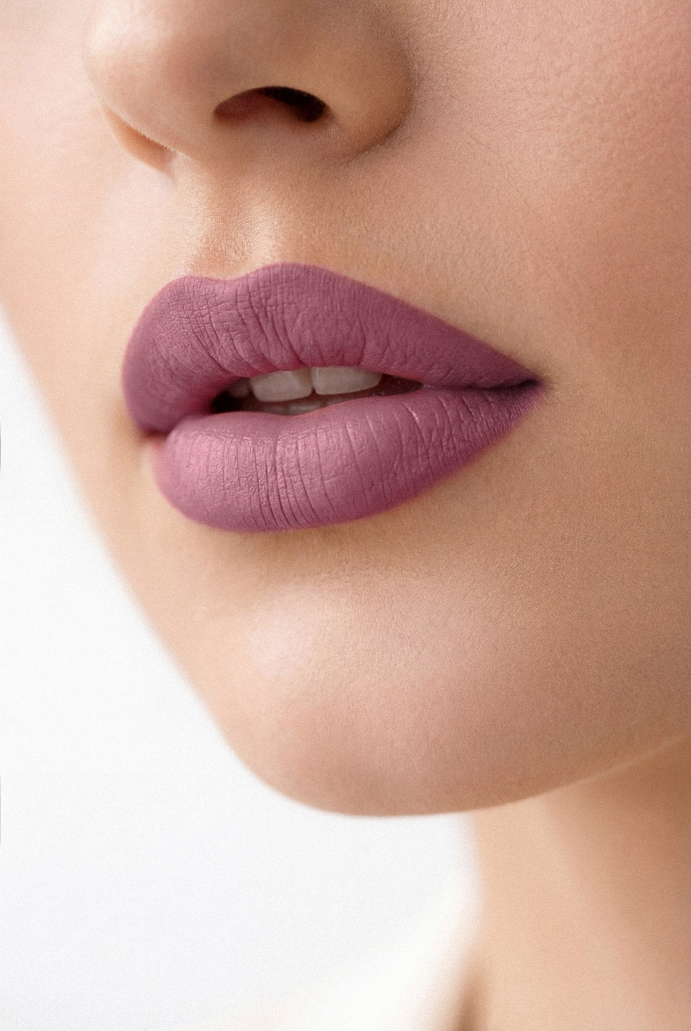 Lip pencil nude collection - color 40 OK Beauty
